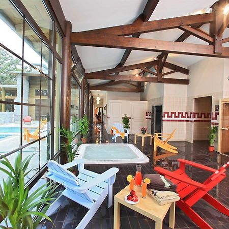 Albirondack Camping Lodge & Spa Ngoại thất bức ảnh