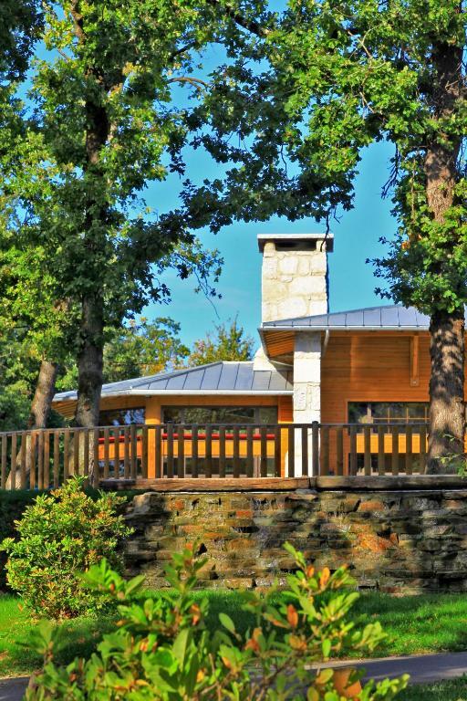 Albirondack Camping Lodge & Spa Ngoại thất bức ảnh
